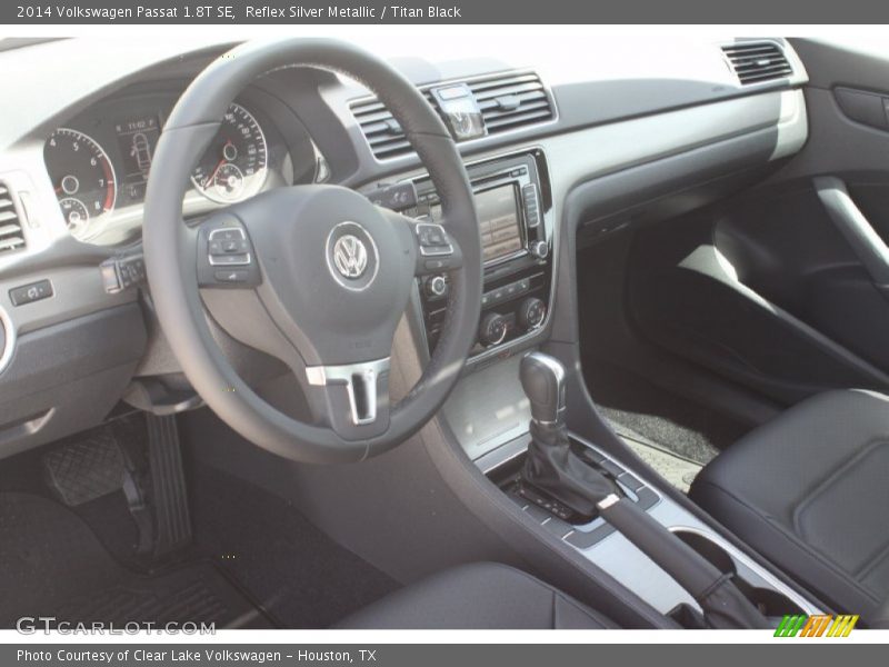 Reflex Silver Metallic / Titan Black 2014 Volkswagen Passat 1.8T SE