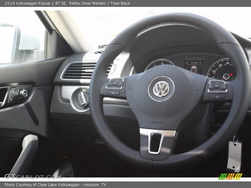 Reflex Silver Metallic / Titan Black 2014 Volkswagen Passat 1.8T SE