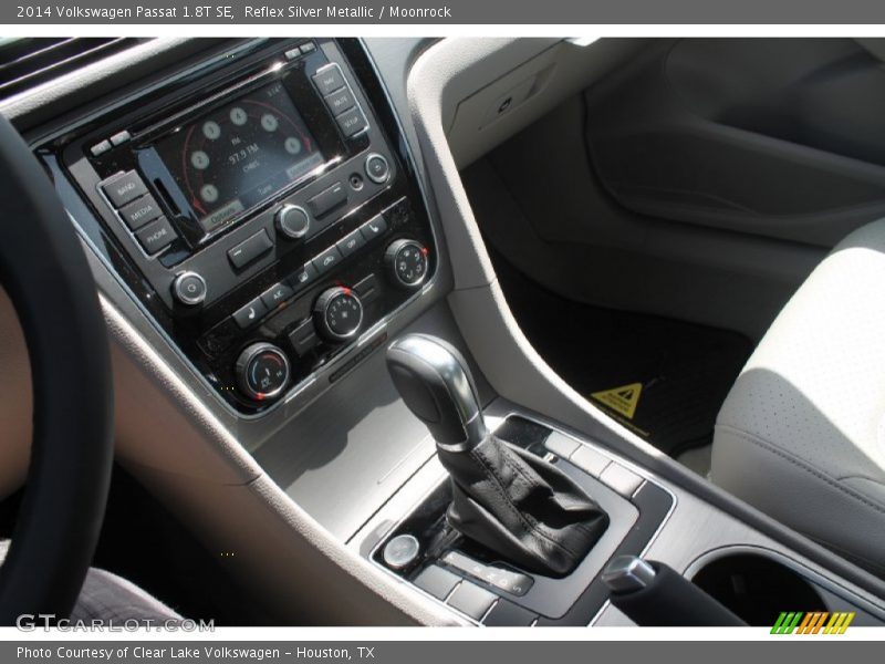 Reflex Silver Metallic / Moonrock 2014 Volkswagen Passat 1.8T SE