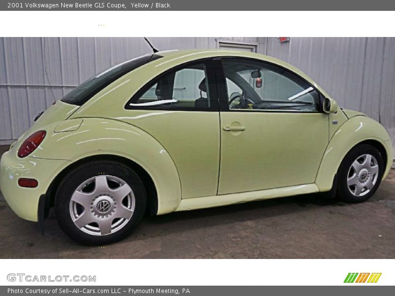 Yellow / Black 2001 Volkswagen New Beetle GLS Coupe