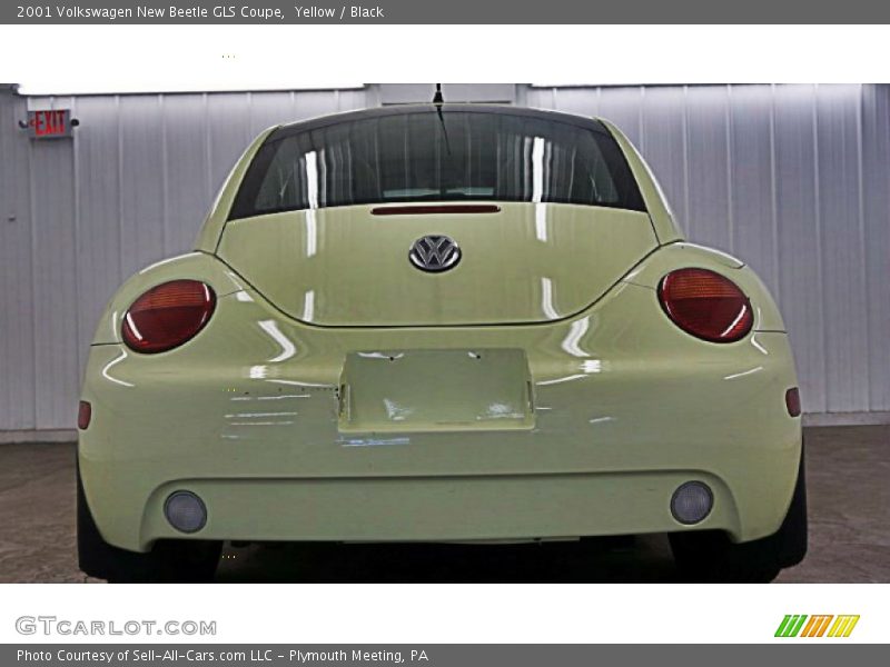 Yellow / Black 2001 Volkswagen New Beetle GLS Coupe