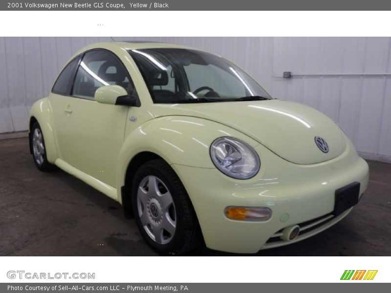 Yellow / Black 2001 Volkswagen New Beetle GLS Coupe