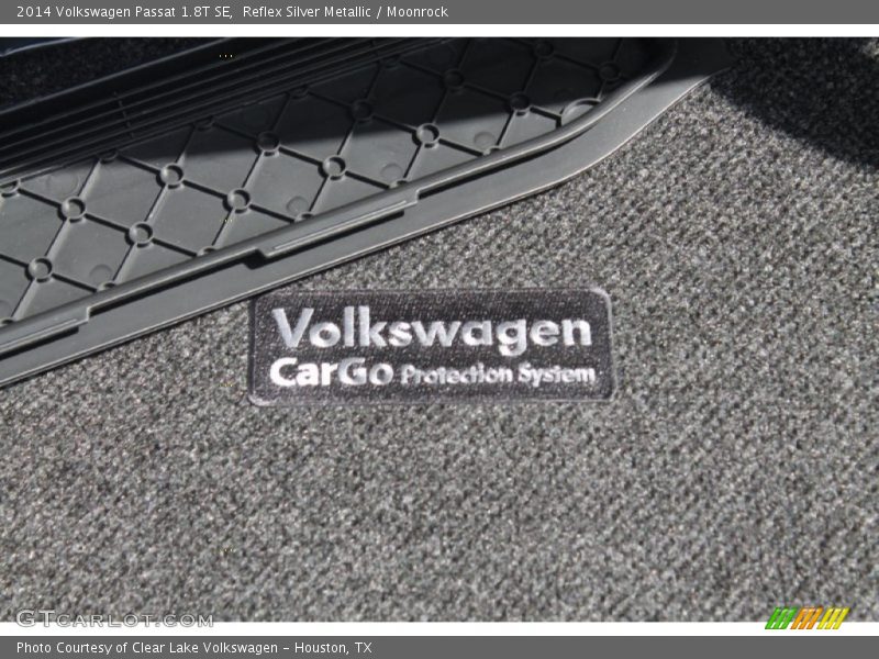 Reflex Silver Metallic / Moonrock 2014 Volkswagen Passat 1.8T SE