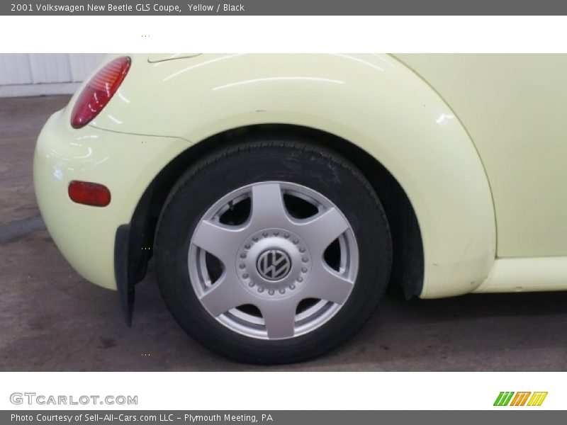 Yellow / Black 2001 Volkswagen New Beetle GLS Coupe