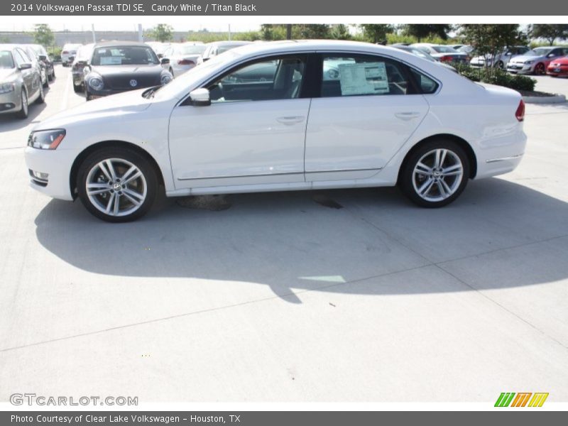 Candy White / Titan Black 2014 Volkswagen Passat TDI SE