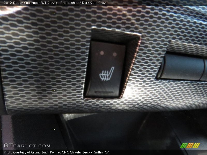 Bright White / Dark Slate Gray 2012 Dodge Challenger R/T Classic