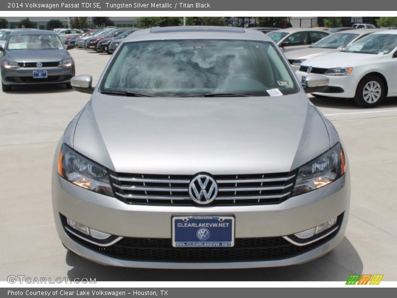 Tungsten Silver Metallic / Titan Black 2014 Volkswagen Passat TDI SE