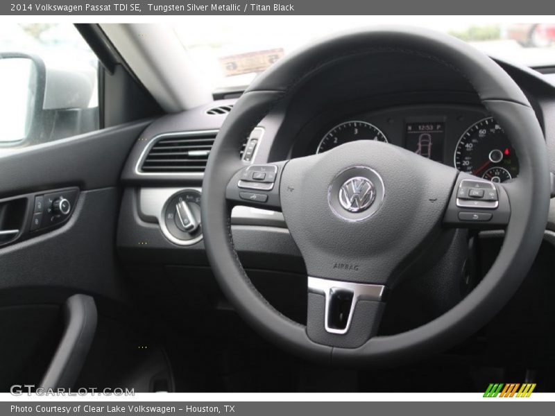 Tungsten Silver Metallic / Titan Black 2014 Volkswagen Passat TDI SE