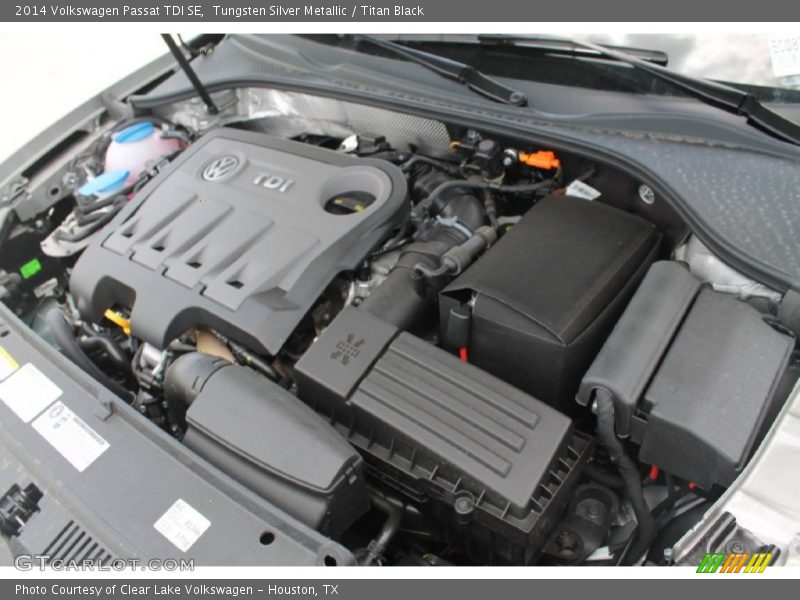 Tungsten Silver Metallic / Titan Black 2014 Volkswagen Passat TDI SE