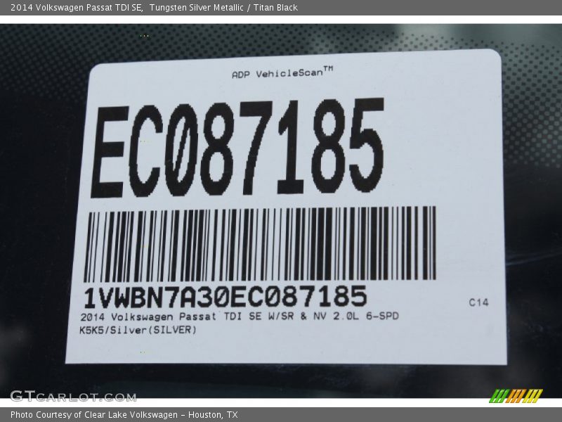 Tungsten Silver Metallic / Titan Black 2014 Volkswagen Passat TDI SE