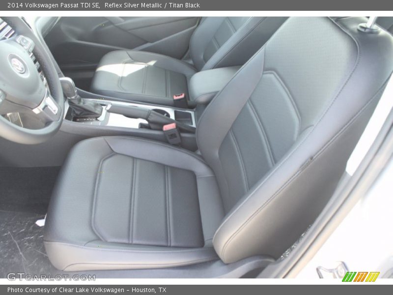 Reflex Silver Metallic / Titan Black 2014 Volkswagen Passat TDI SE