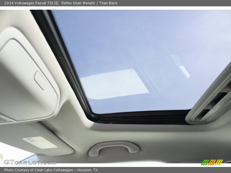 Reflex Silver Metallic / Titan Black 2014 Volkswagen Passat TDI SE