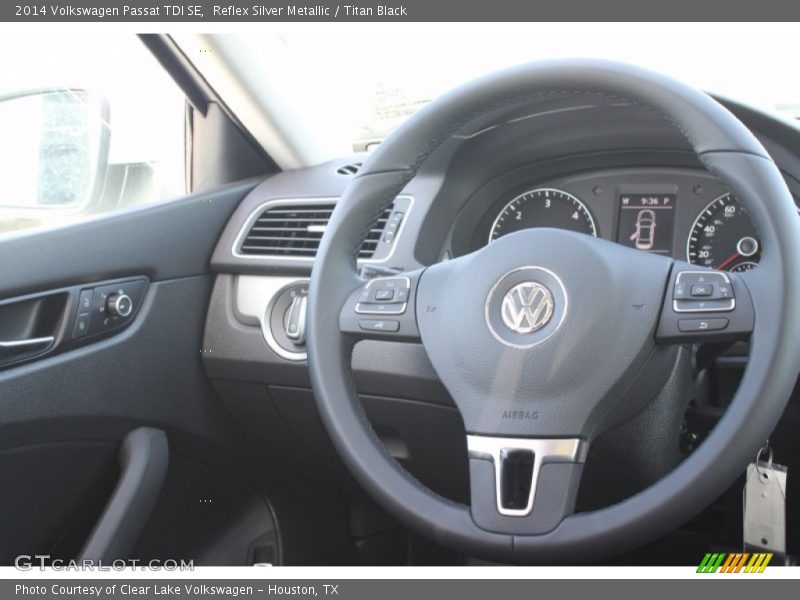 Reflex Silver Metallic / Titan Black 2014 Volkswagen Passat TDI SE