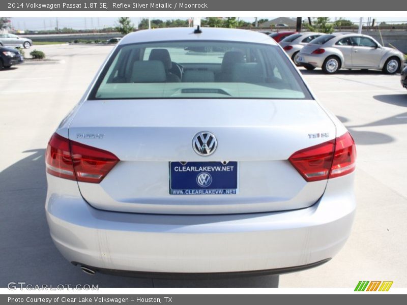 Reflex Silver Metallic / Moonrock 2014 Volkswagen Passat 1.8T SE