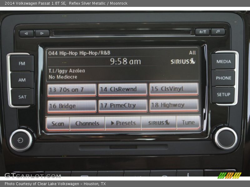 Reflex Silver Metallic / Moonrock 2014 Volkswagen Passat 1.8T SE
