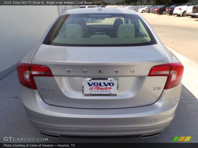 Bright Silver Metallic / Soft Beige 2015 Volvo S60 T5 Drive-E