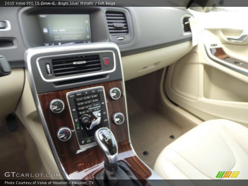Bright Silver Metallic / Soft Beige 2015 Volvo S60 T5 Drive-E
