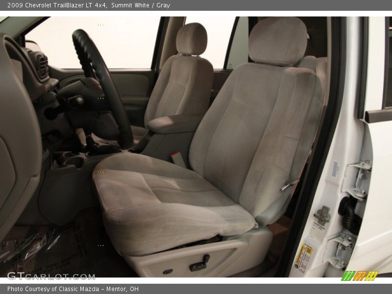 Summit White / Gray 2009 Chevrolet TrailBlazer LT 4x4