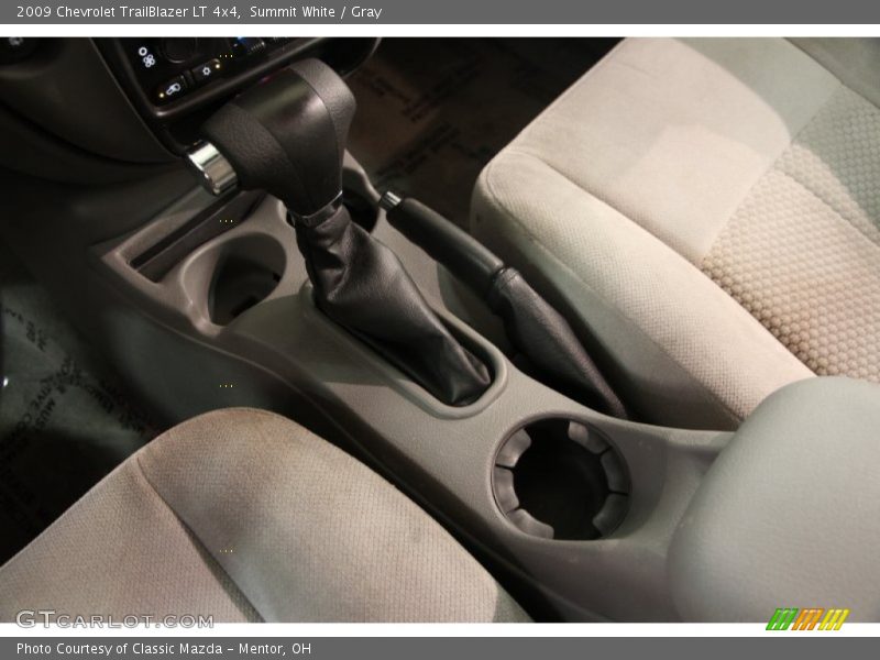 Summit White / Gray 2009 Chevrolet TrailBlazer LT 4x4