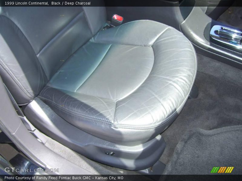 Black / Deep Charcoal 1999 Lincoln Continental
