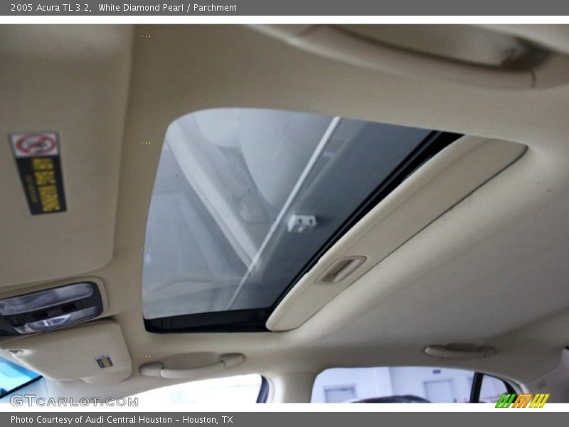 White Diamond Pearl / Parchment 2005 Acura TL 3.2