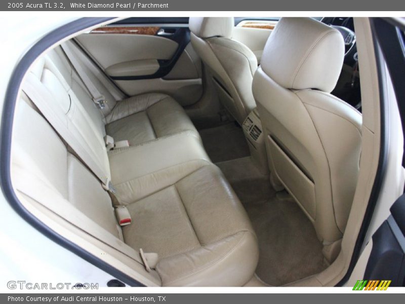 White Diamond Pearl / Parchment 2005 Acura TL 3.2
