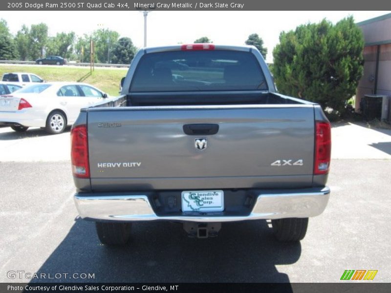 Mineral Gray Metallic / Dark Slate Gray 2005 Dodge Ram 2500 ST Quad Cab 4x4