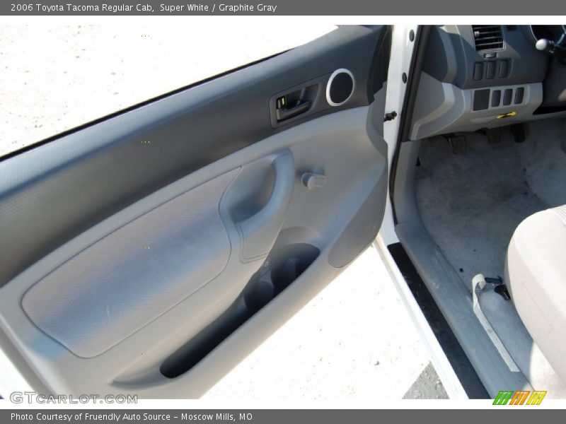 Super White / Graphite Gray 2006 Toyota Tacoma Regular Cab
