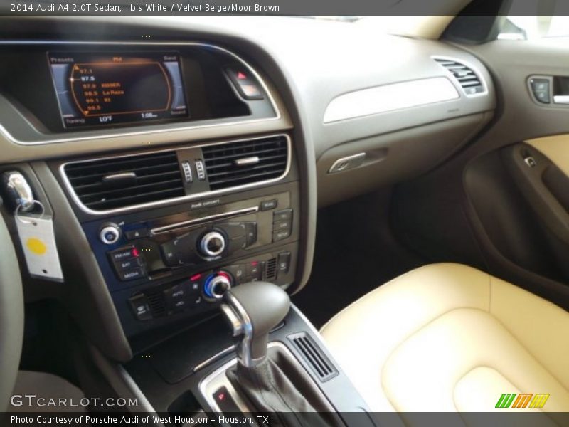 Ibis White / Velvet Beige/Moor Brown 2014 Audi A4 2.0T Sedan