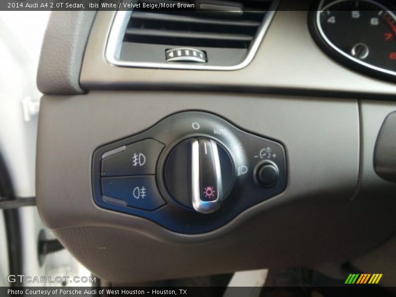 Ibis White / Velvet Beige/Moor Brown 2014 Audi A4 2.0T Sedan