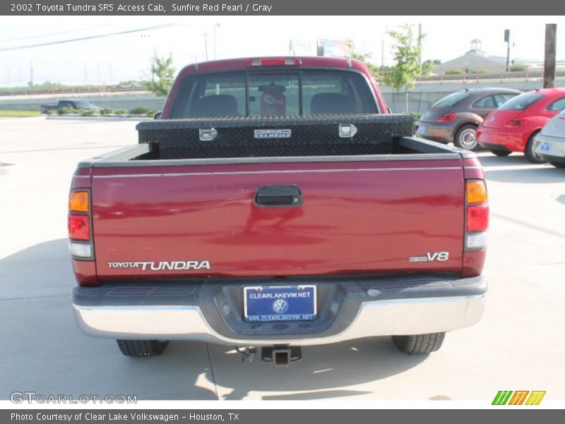 Sunfire Red Pearl / Gray 2002 Toyota Tundra SR5 Access Cab