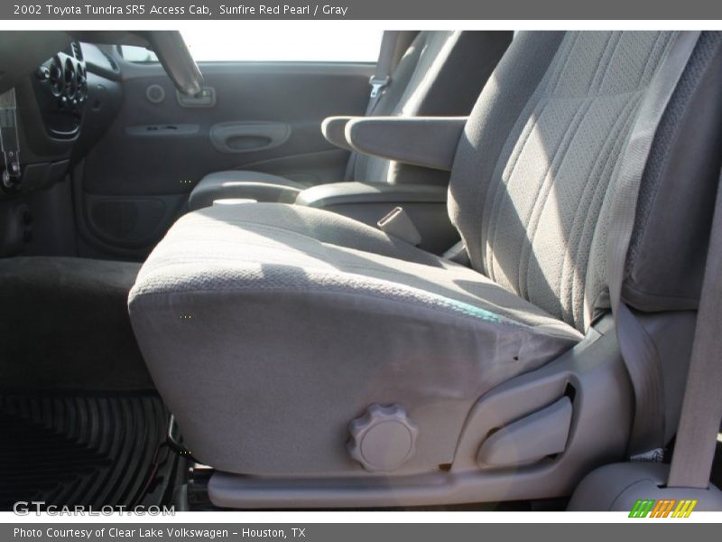 Sunfire Red Pearl / Gray 2002 Toyota Tundra SR5 Access Cab