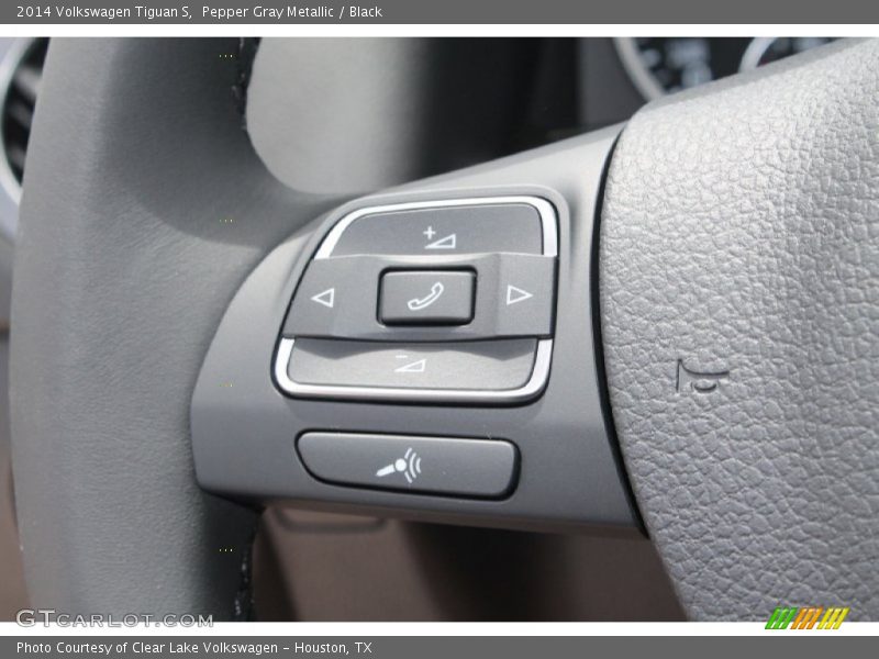 Pepper Gray Metallic / Black 2014 Volkswagen Tiguan S