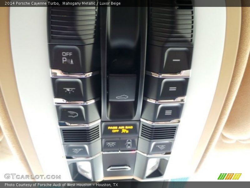 Mahogany Metallic / Luxor Beige 2014 Porsche Cayenne Turbo
