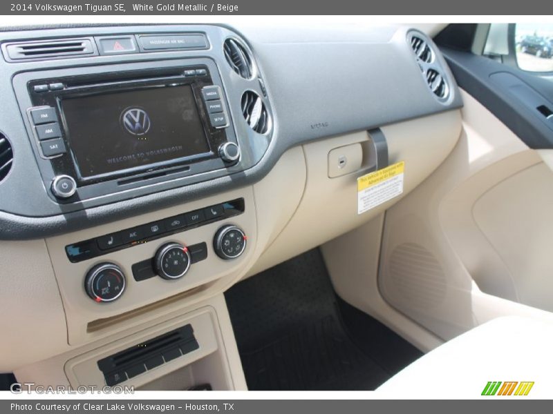 White Gold Metallic / Beige 2014 Volkswagen Tiguan SE