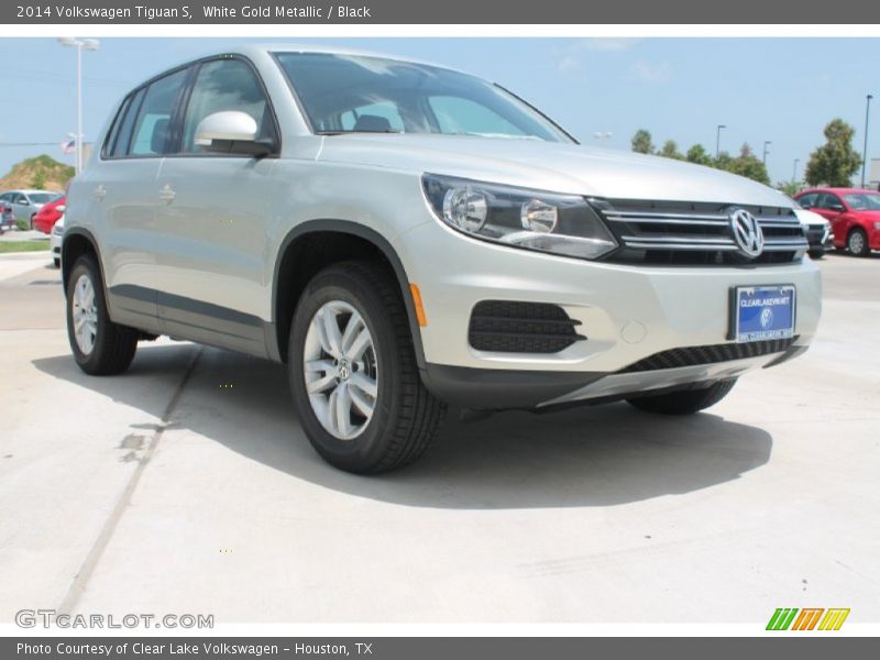 White Gold Metallic / Black 2014 Volkswagen Tiguan S
