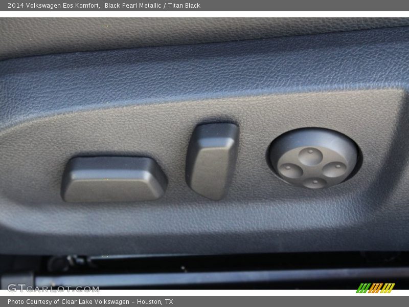 Black Pearl Metallic / Titan Black 2014 Volkswagen Eos Komfort