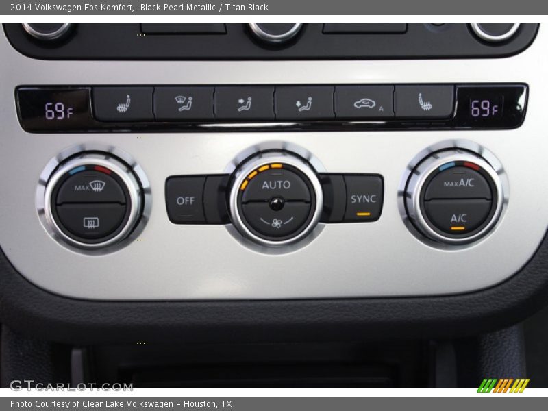 Black Pearl Metallic / Titan Black 2014 Volkswagen Eos Komfort