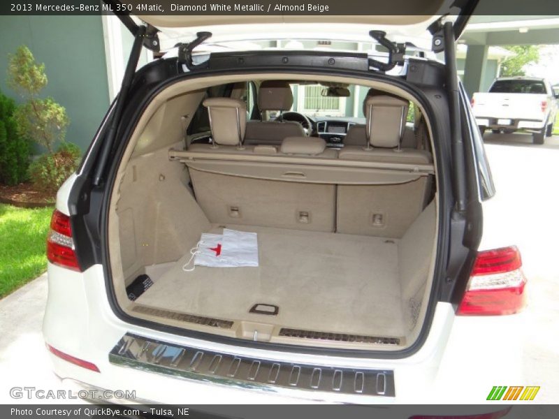 Diamond White Metallic / Almond Beige 2013 Mercedes-Benz ML 350 4Matic