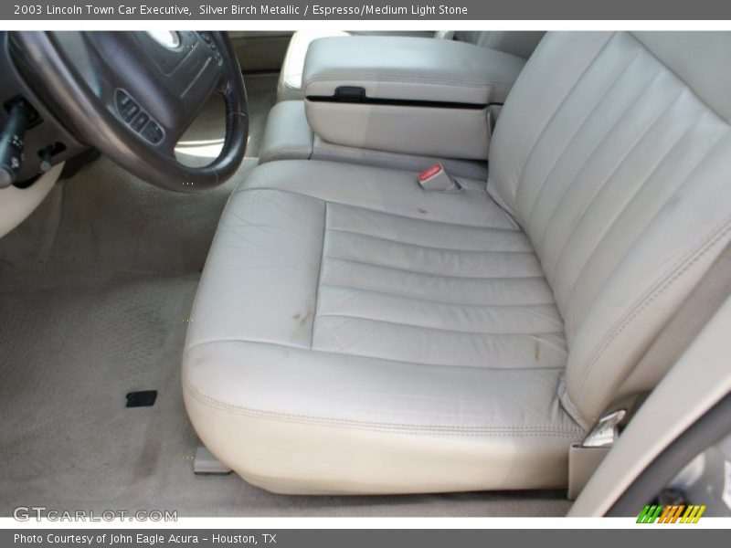 Silver Birch Metallic / Espresso/Medium Light Stone 2003 Lincoln Town Car Executive
