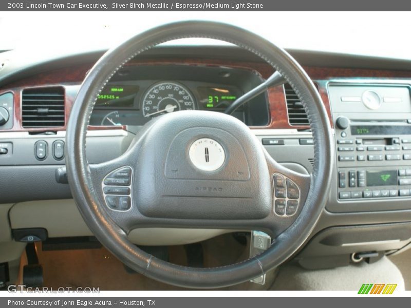 Silver Birch Metallic / Espresso/Medium Light Stone 2003 Lincoln Town Car Executive