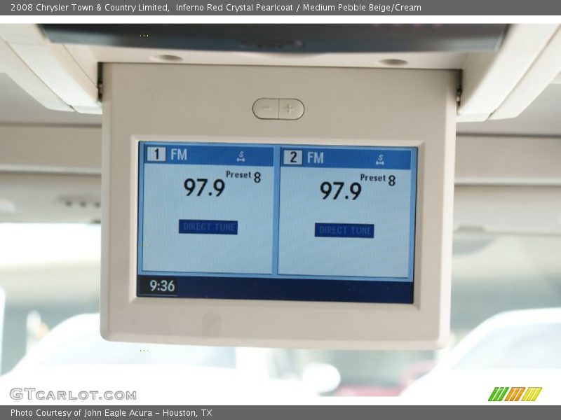 Inferno Red Crystal Pearlcoat / Medium Pebble Beige/Cream 2008 Chrysler Town & Country Limited