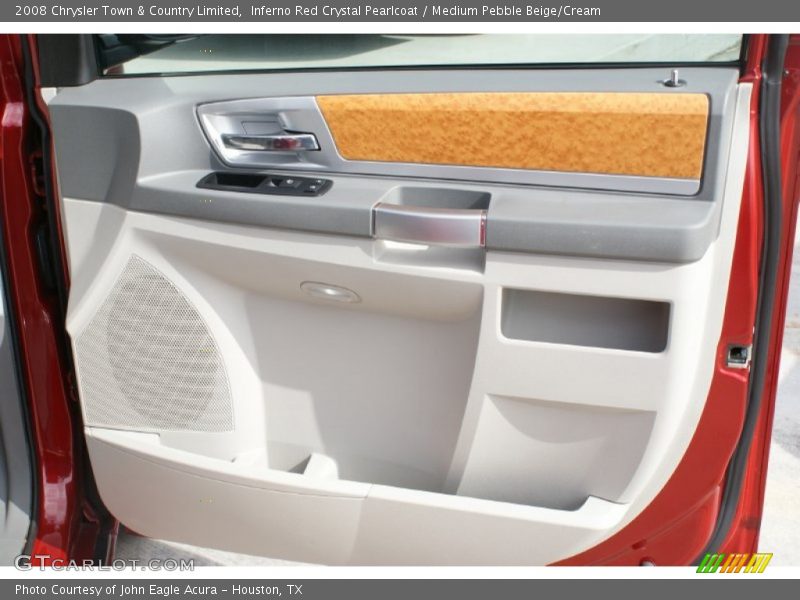 Inferno Red Crystal Pearlcoat / Medium Pebble Beige/Cream 2008 Chrysler Town & Country Limited