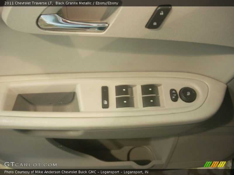 Black Granite Metallic / Ebony/Ebony 2011 Chevrolet Traverse LT