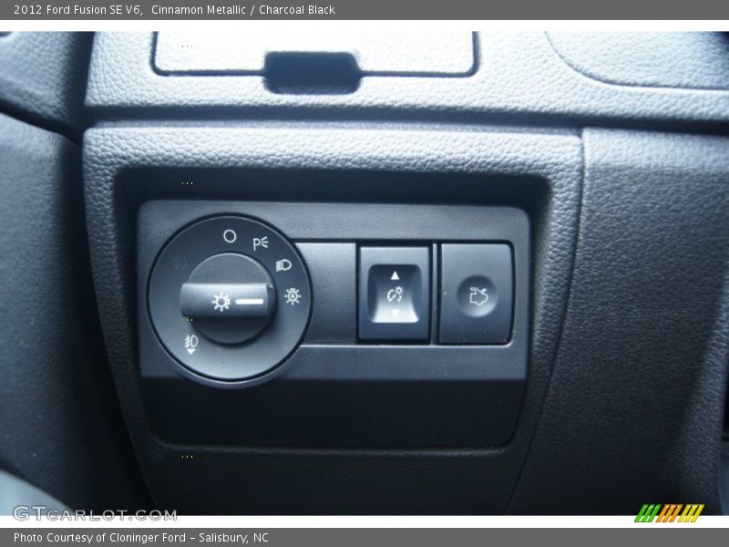 Controls of 2012 Fusion SE V6