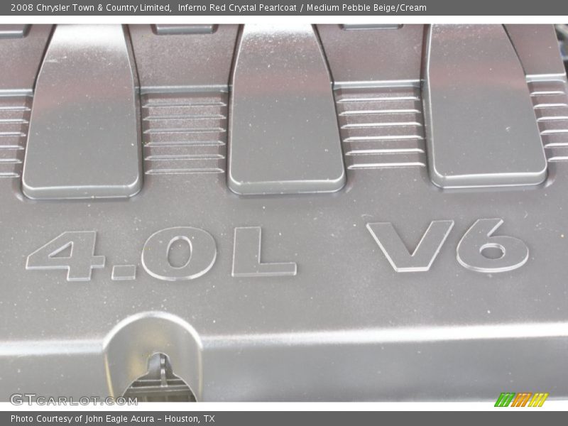 Inferno Red Crystal Pearlcoat / Medium Pebble Beige/Cream 2008 Chrysler Town & Country Limited