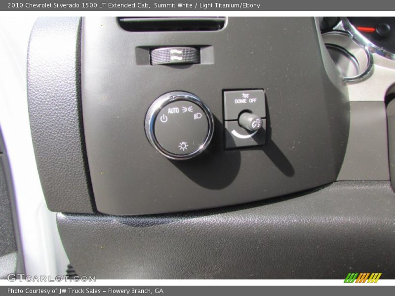 Summit White / Light Titanium/Ebony 2010 Chevrolet Silverado 1500 LT Extended Cab