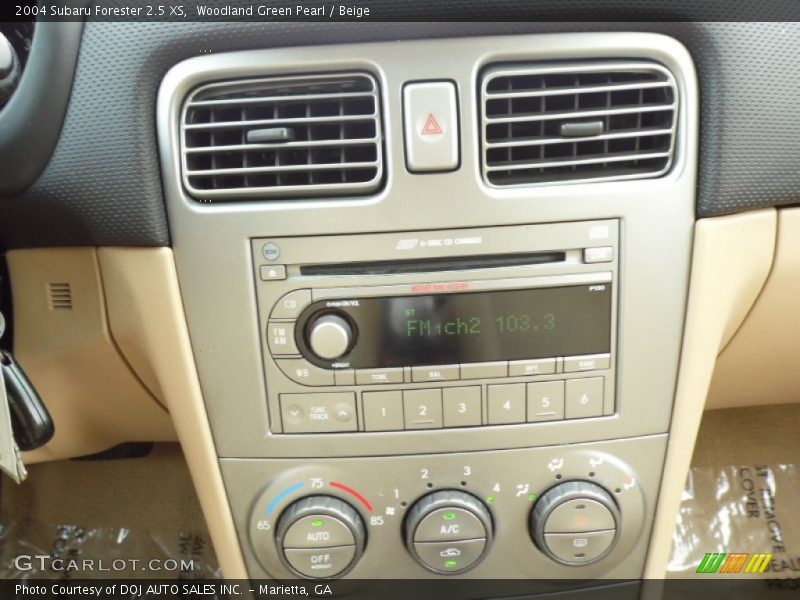 Woodland Green Pearl / Beige 2004 Subaru Forester 2.5 XS