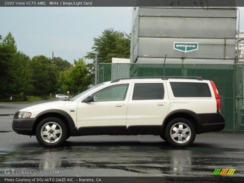 White / Beige/Light Sand 2003 Volvo XC70 AWD