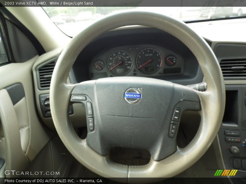 White / Beige/Light Sand 2003 Volvo XC70 AWD